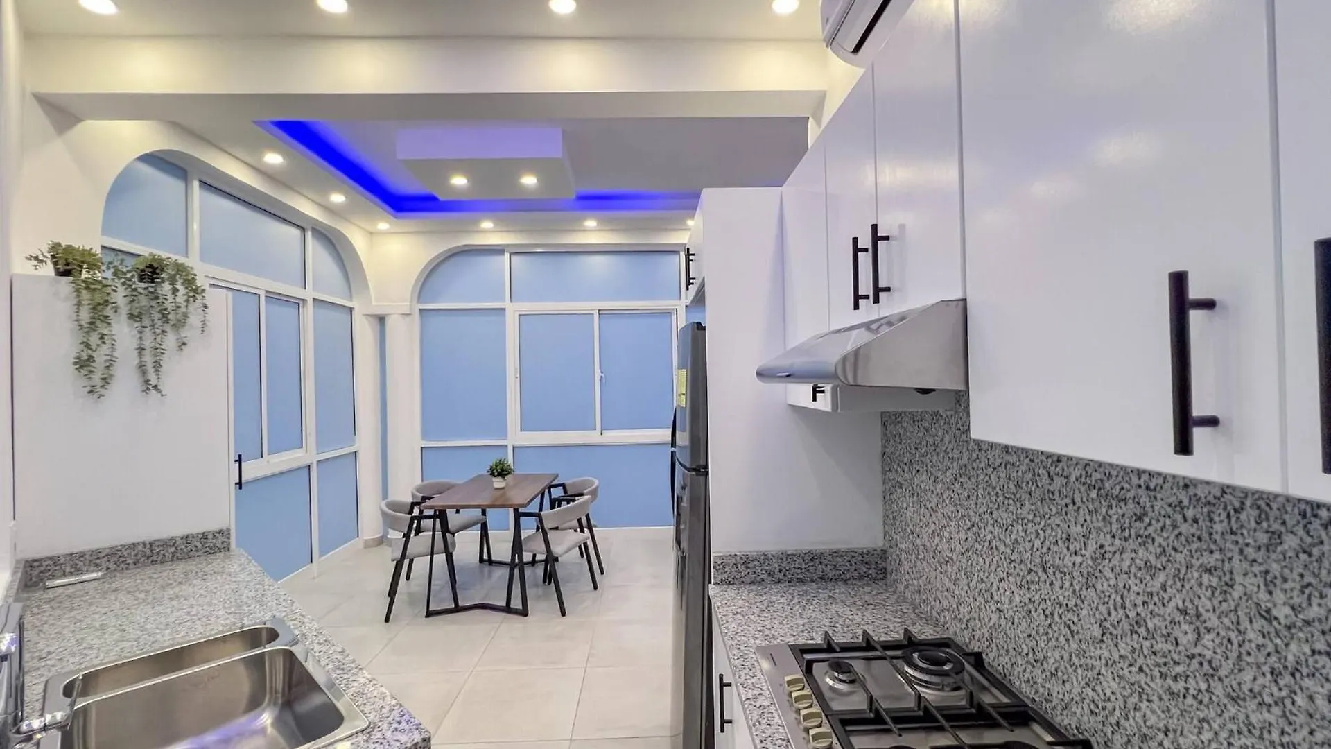Plaza Achim 7, Luxury Apt 250M From Sosua Beach Apartmán